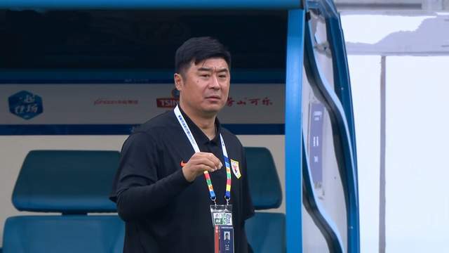 开云体育全站app下载优惠-韩鹏去留未定 泰山定主帅再寻后腰？年年变动 不利依木兰等人发展